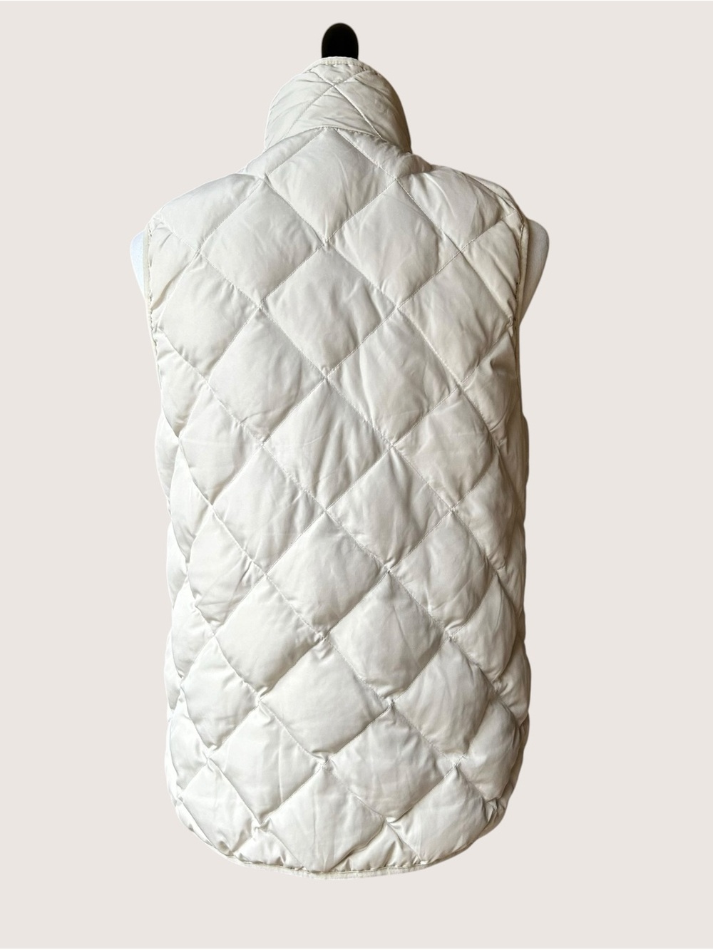 Woolrich ivory quilted outdoor down puffer vest sz M - Picture 3 of 10
